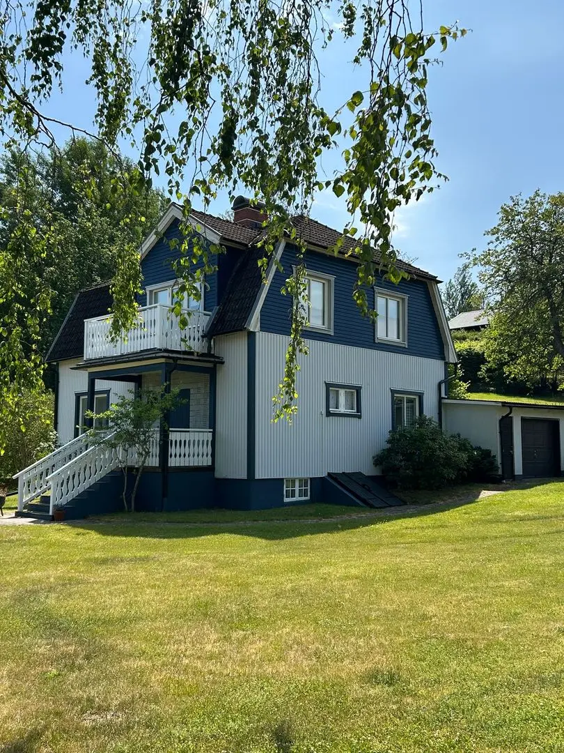 Villa, Stora vägen 35, Lessebo. Bild 1 av 1
