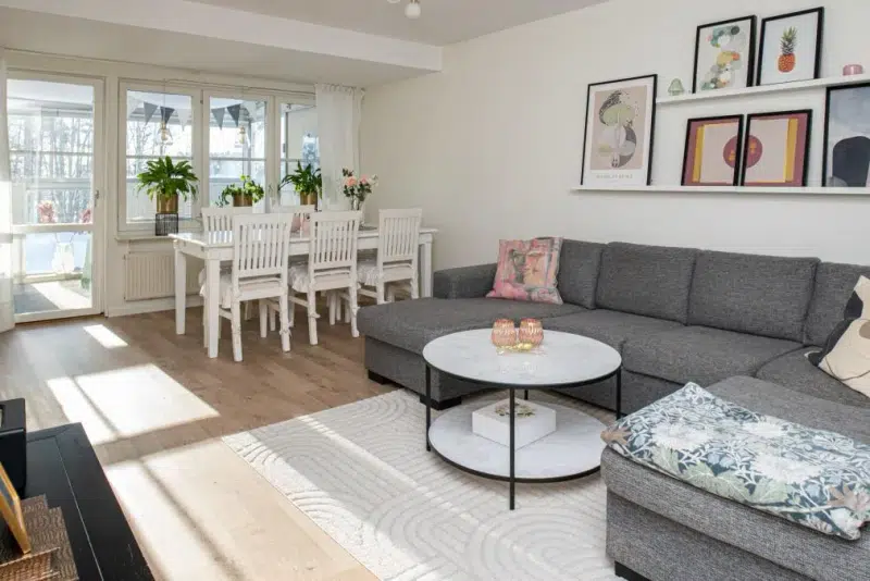 Lägenhet, 3 rum, 85 m² i LP: 2026-04-21
                        U: 2026-07-02
                        FP: 2026-03-13