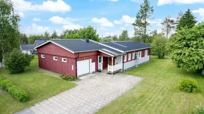 Villa, 4 rum, 96 m² i Övertorneå
