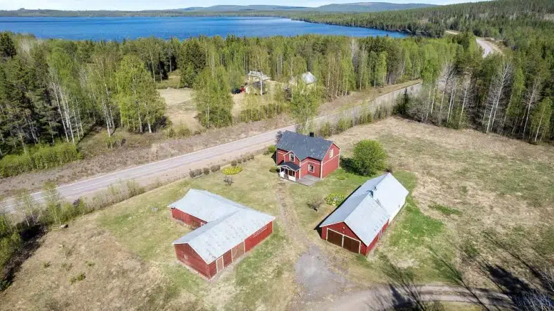 Villa, 2 rum, 100 m² i Övertorneå