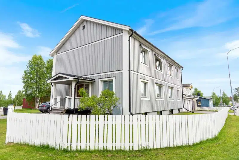 House, 8 rooms, 220 m² in Pajala