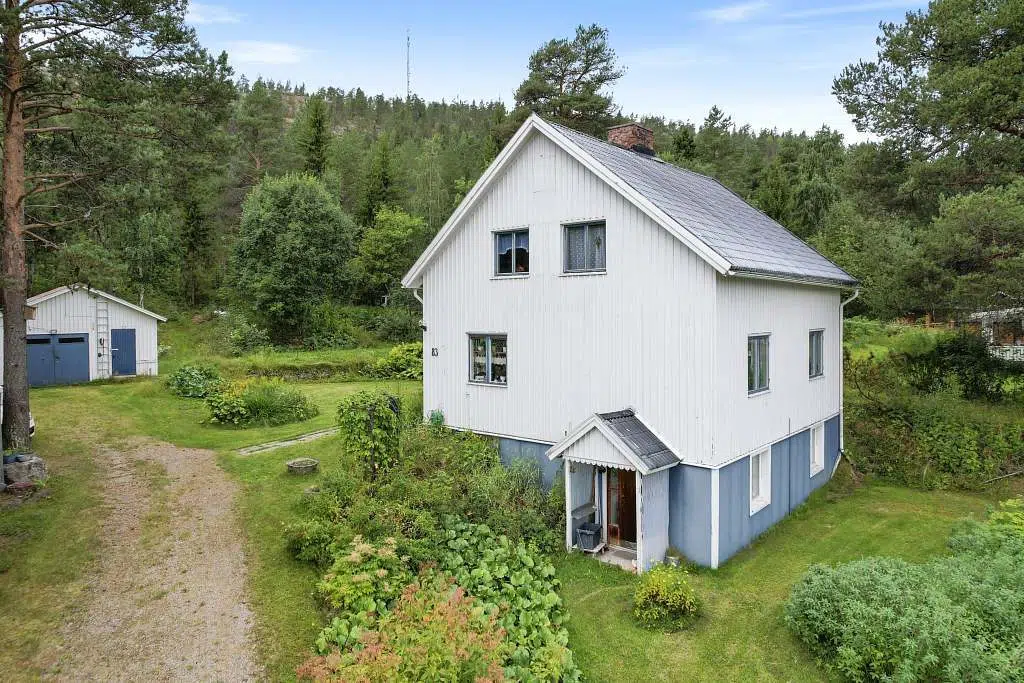 Bild 1 av 24 på Svanstein 83