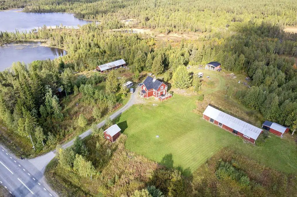 Image 1 of 1 of Aspnäs 8