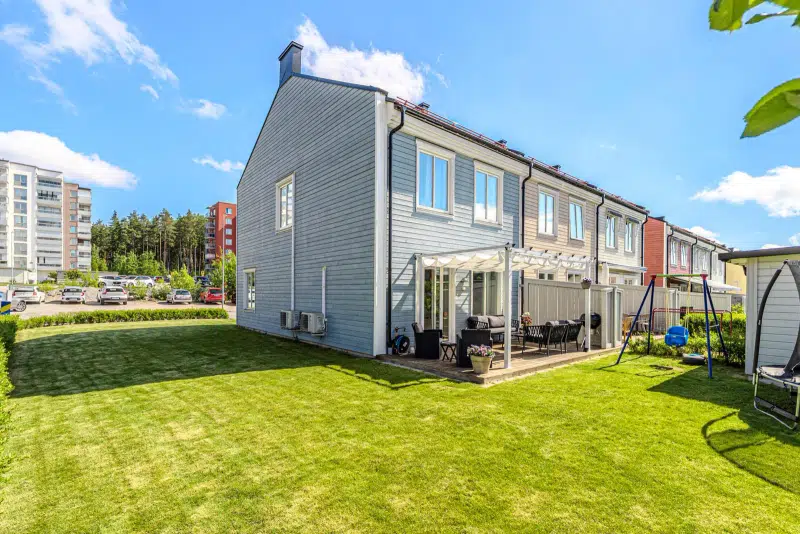 Semi-detached/terraced, 4 rooms, 112 m² in Eskilstuna