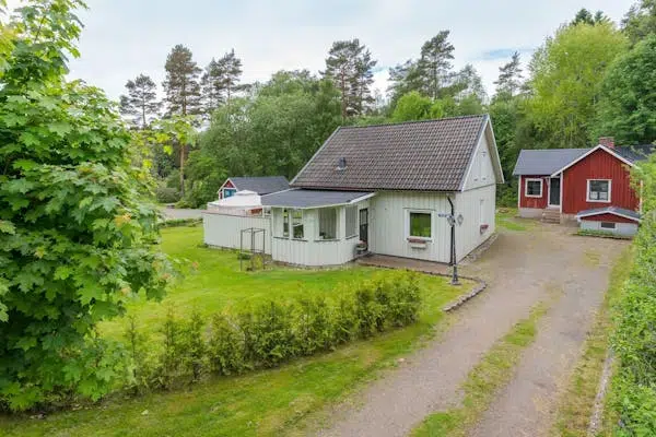 Gård, 5 rum, 109 m² i Bollebygd