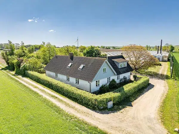 Farm, 204 m² in Ystad