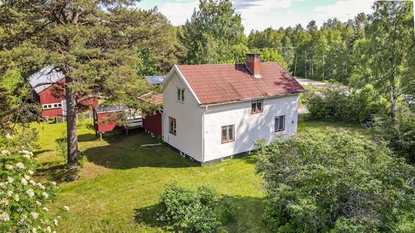 Bild 1 av 41 på Umevägen 29