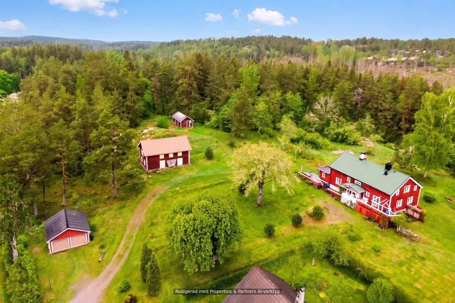 Image 1 of 1 of Sätterbo 2