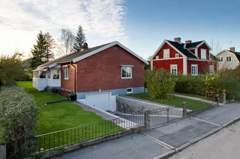 House, 5 rooms, 112 m² in Örebro