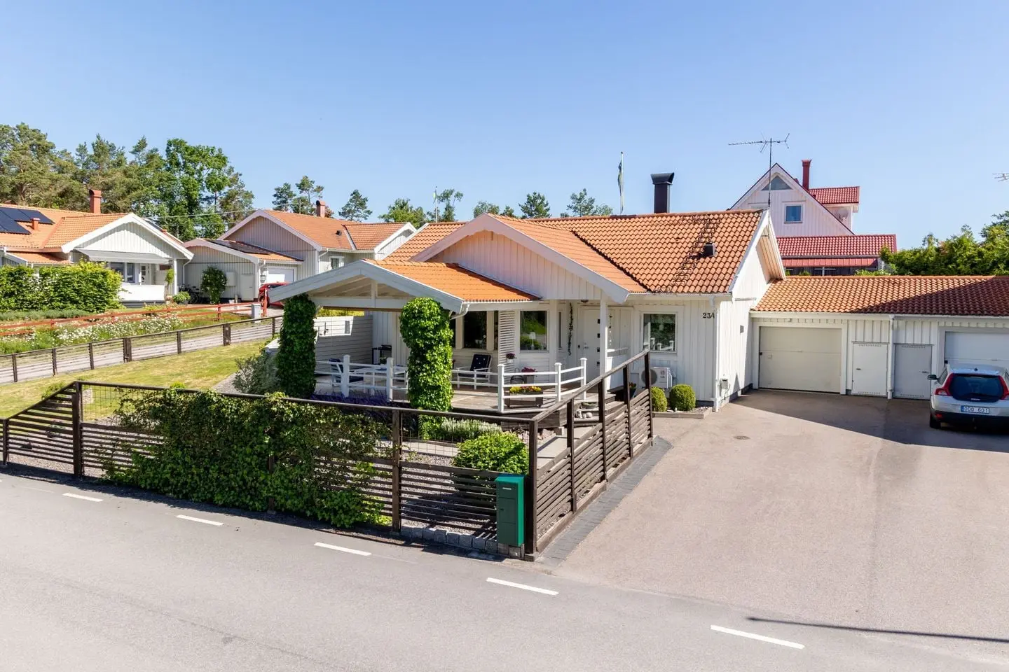 Bild 1 av 60 på Amerikavägen 23A