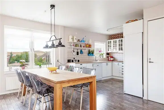 Bild 1 av 1 på Almagatan 6