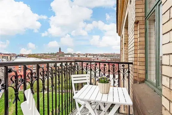 Bild 1 av 1 på Brattgatan 4B