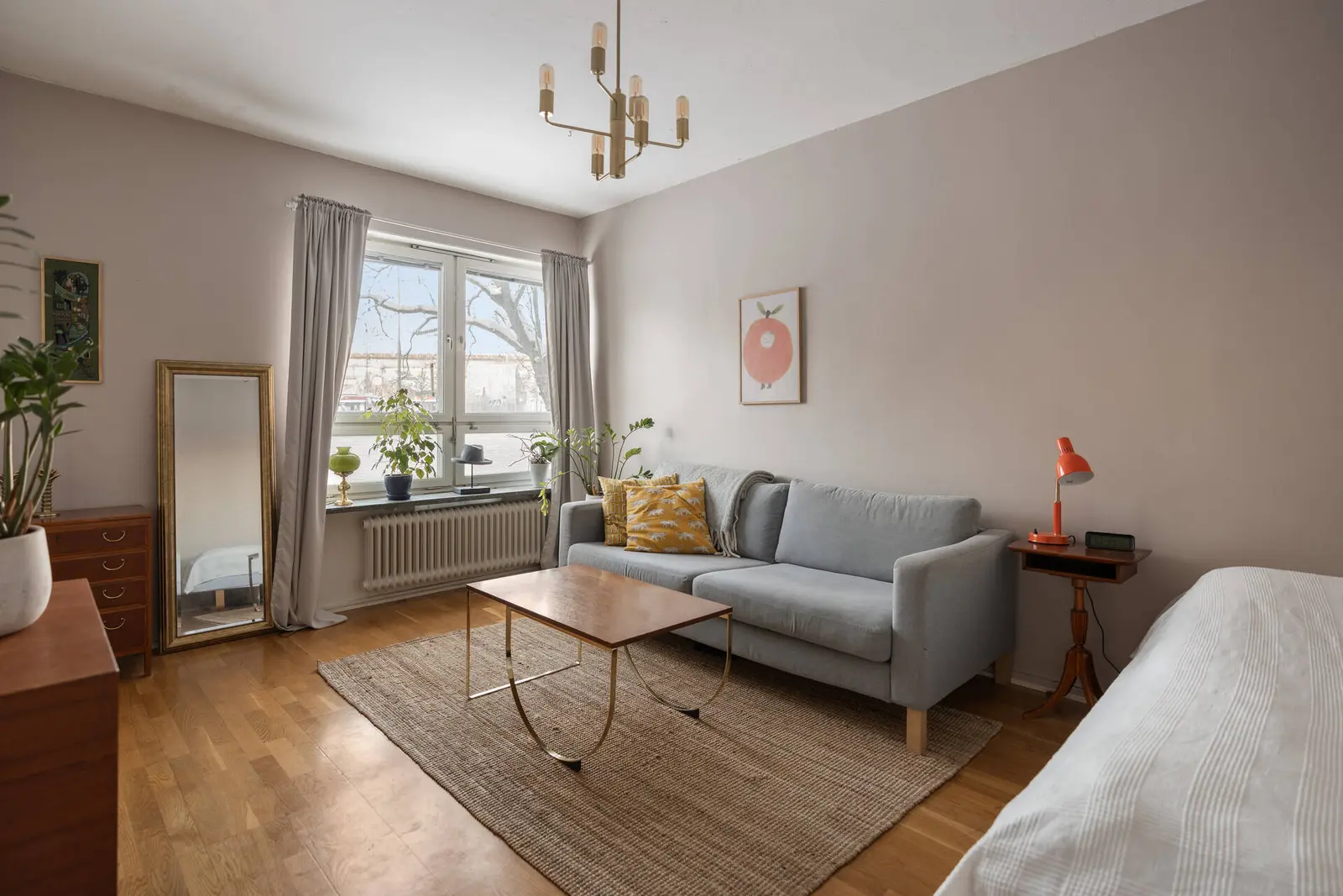 Apartment, Svärdlångsvägen 49, Stockholm. Photo 1 of 1