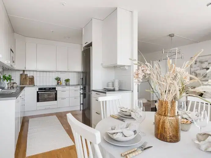 Apartment, 2 rooms, 63 m²