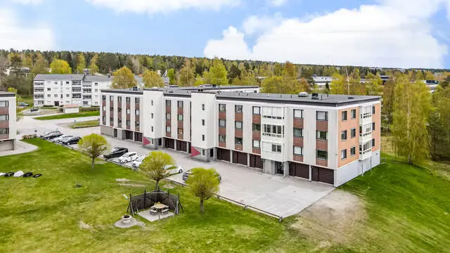 Bild 1 av 21 på Vintergatan 10E