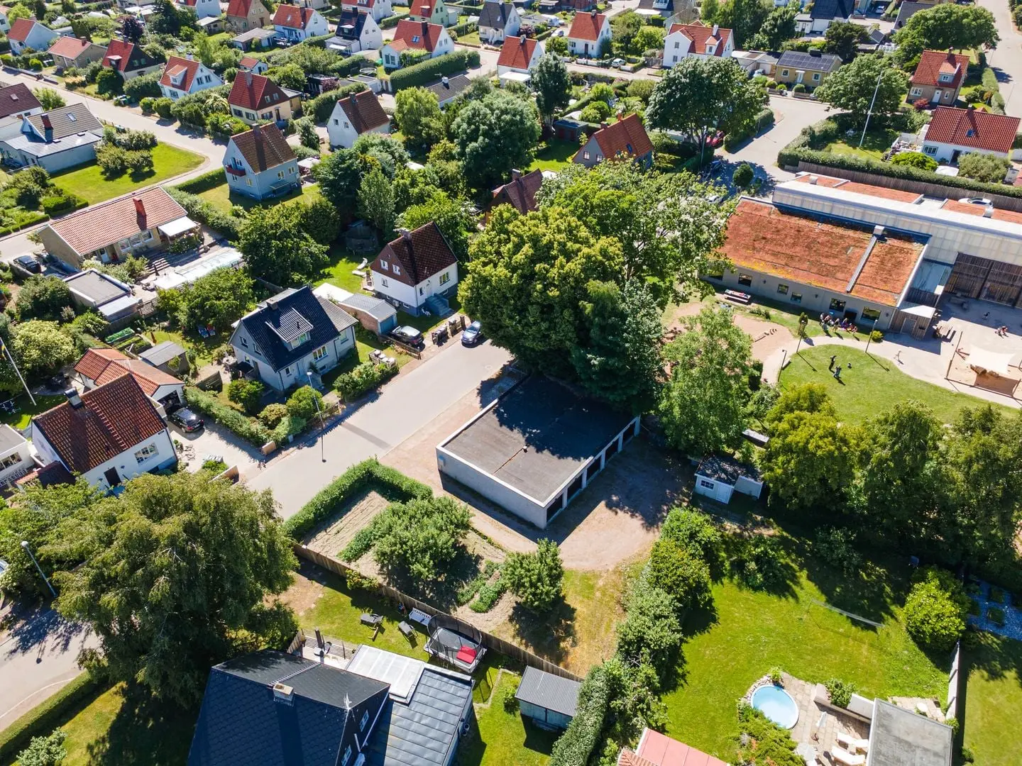 Bild 1 av 10 på Liljegatan