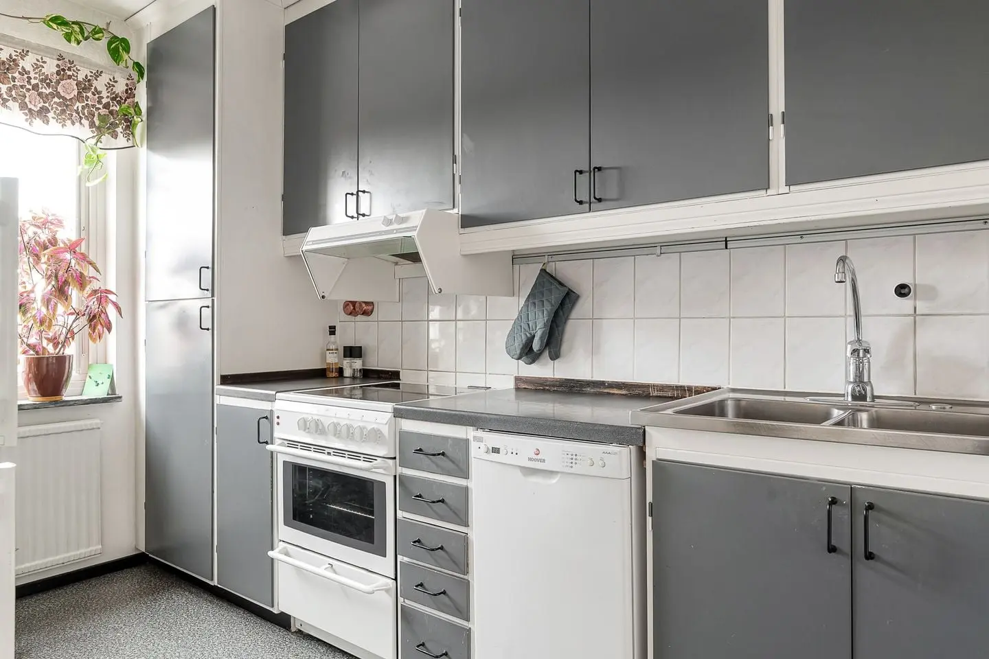 Bild 1 av 23 på Ängstugevägen 31