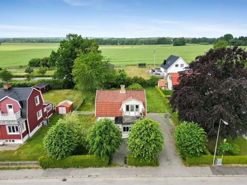 Villa, 4 rum, 100 m² i Mellerud