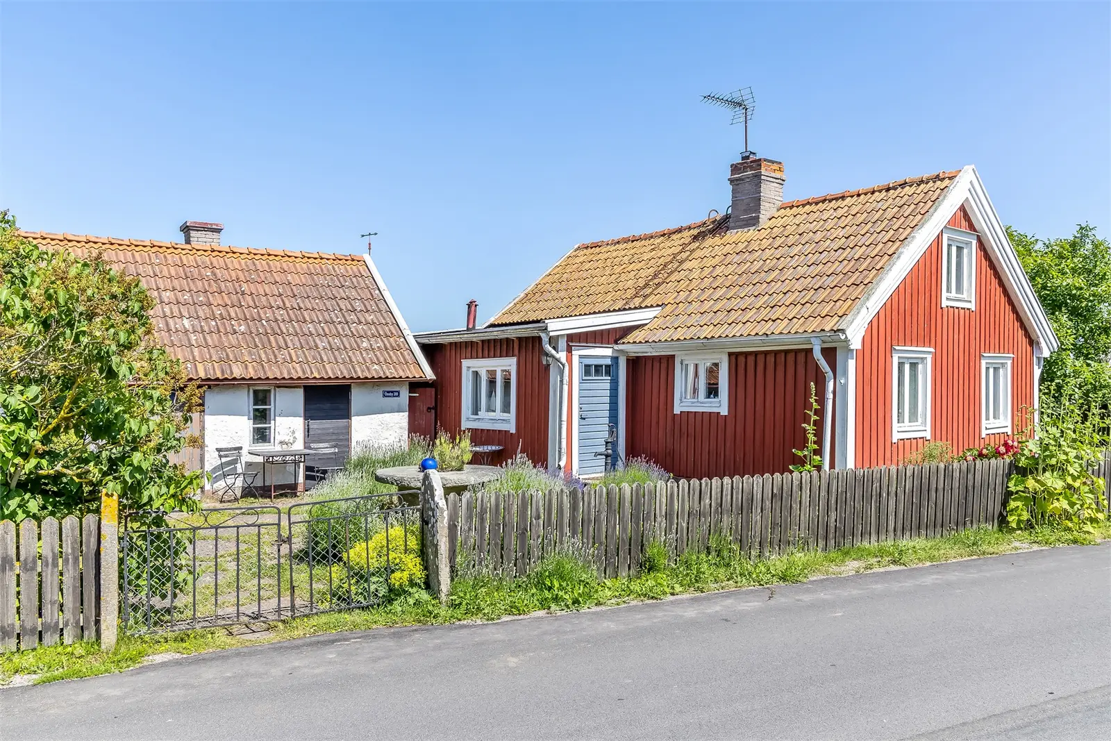 Bild 1 av 1 på Össby 209A