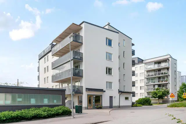 Apartment, 2 rooms, 64 m²