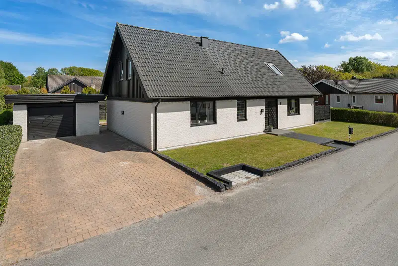 House, 6 rooms, 171 m² in Sjöbo