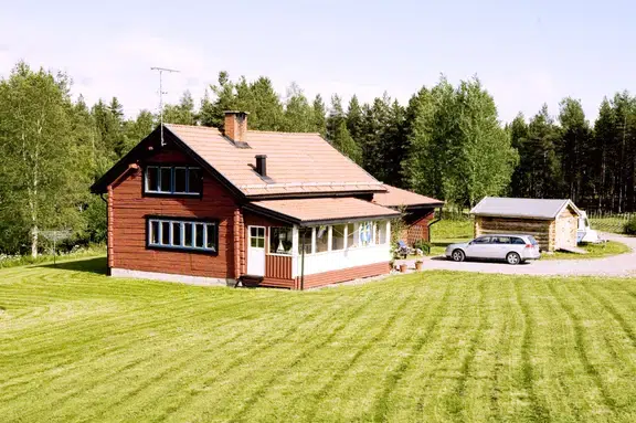 Bild 1 av 1 på Kristinelundsvägen 30