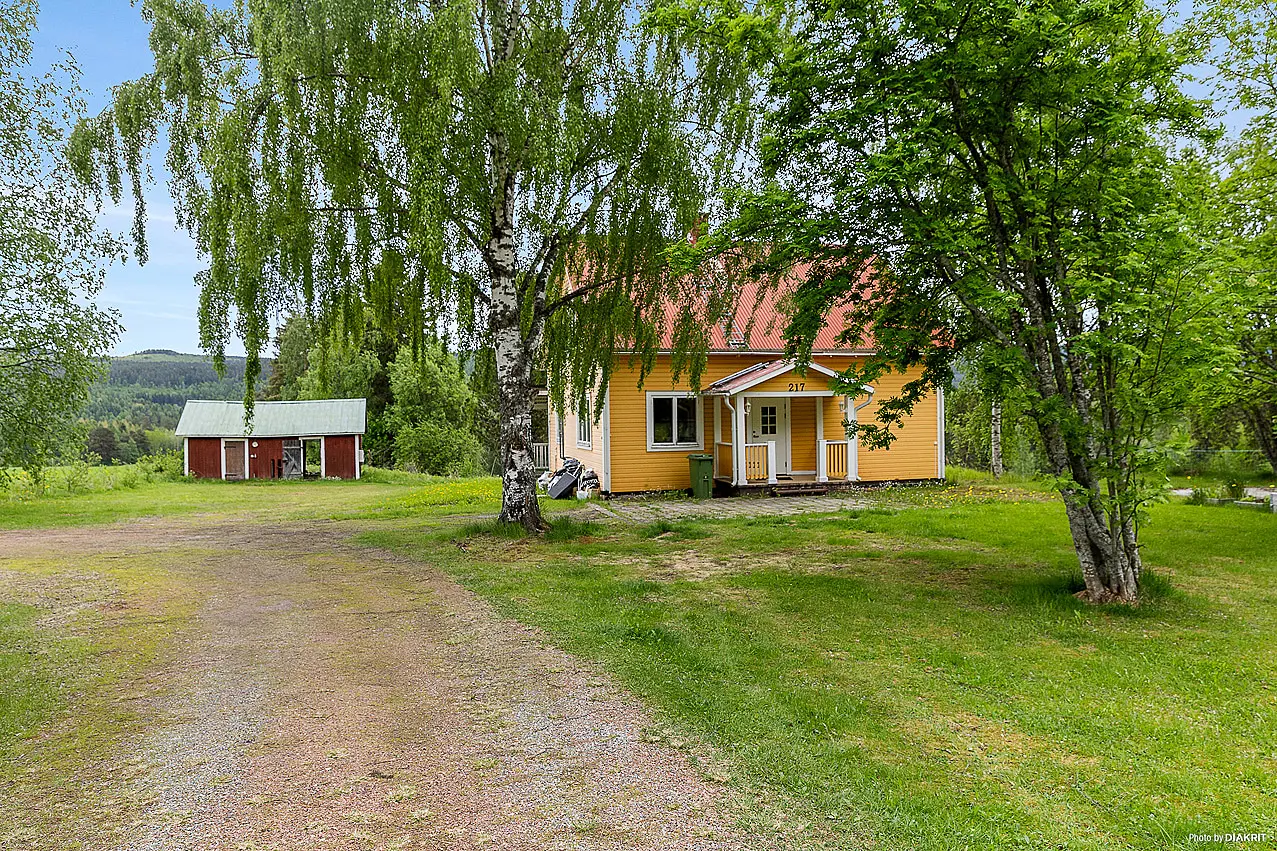 Bild 1 av 21 på Döviken 217