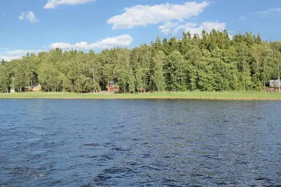 Image 1 of 1 of Segelsömmaregatan 20