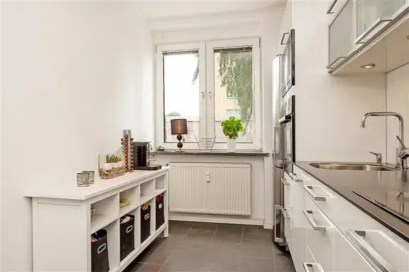 Image 1 of 1 of Ekliden 8