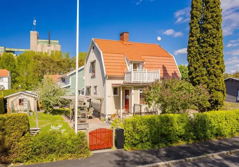 Image 1 of 21 of Brantabäcksgatan 39