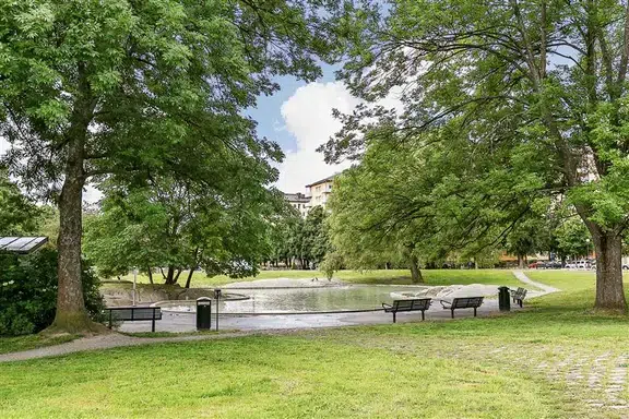 Bild 1 av 20 på Norra Allégatan 23A