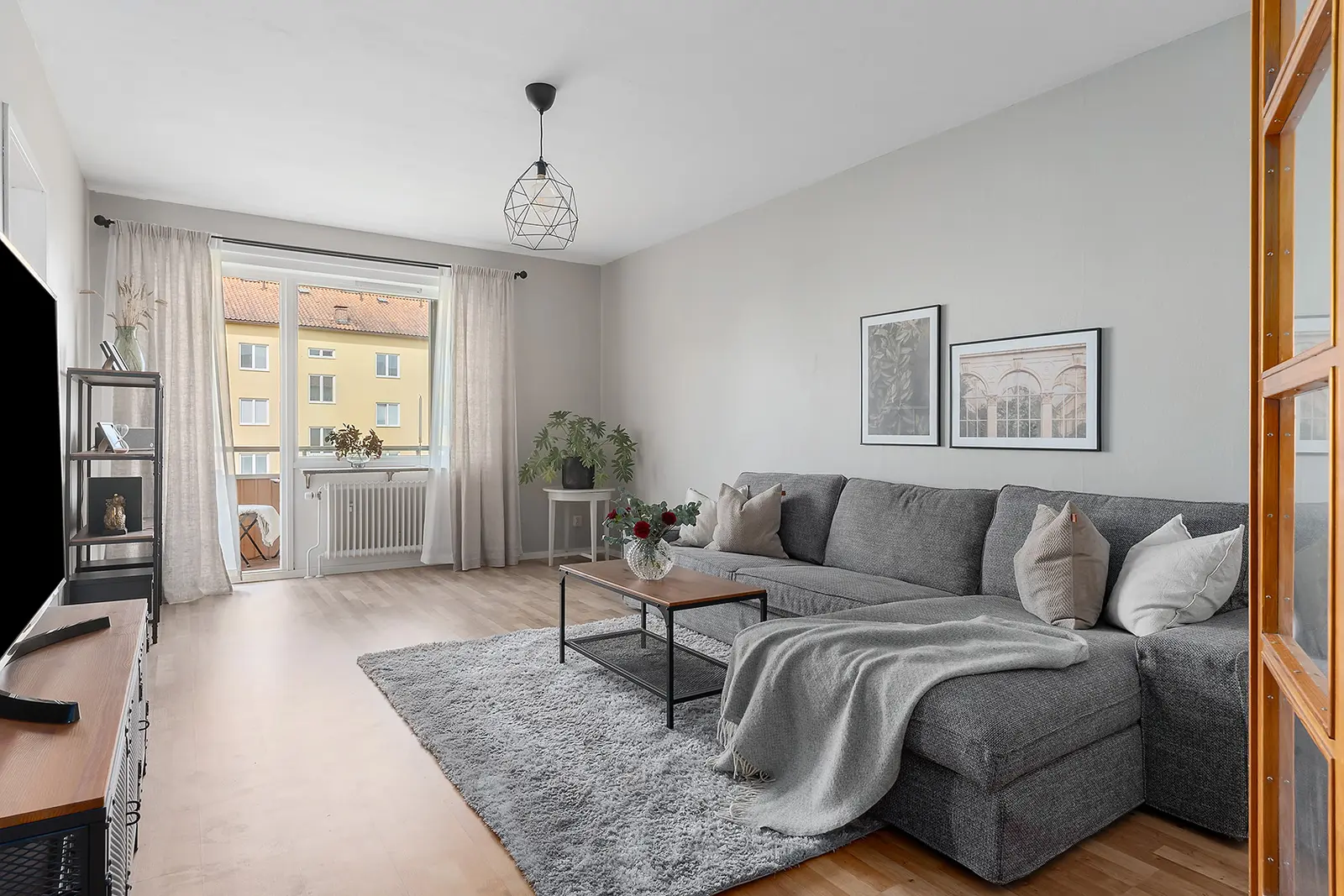 Bild 1 av 1 på Grengatan 3B