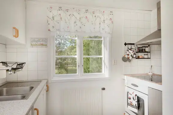Image 1 of 1 of Källbacken 4