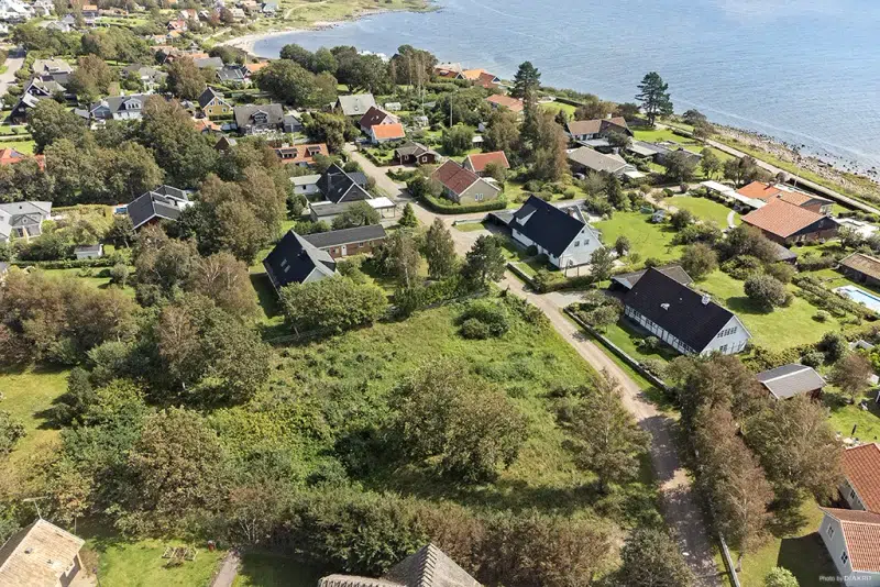 Land / plot