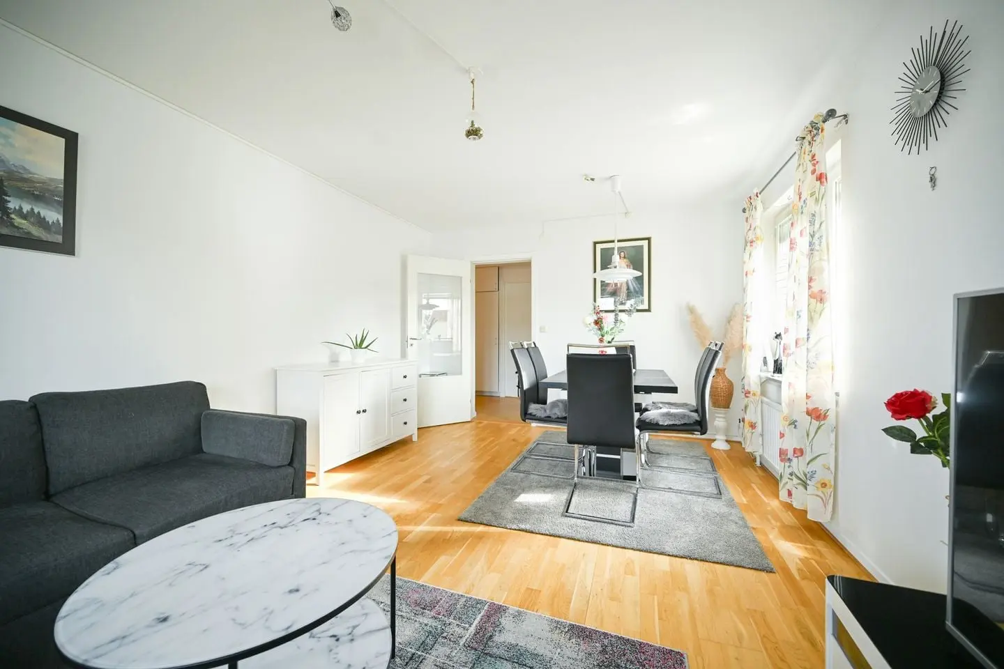 Bild 1 av 14 på Jakobsgatan 25A