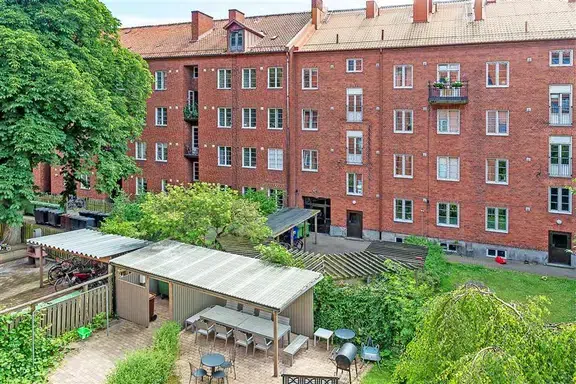 Bild 1 av 1 på Asavägen 14