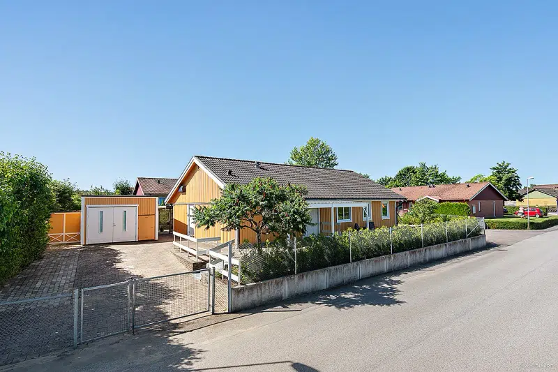 House, 5 rooms, 122 m² in Sjöbo