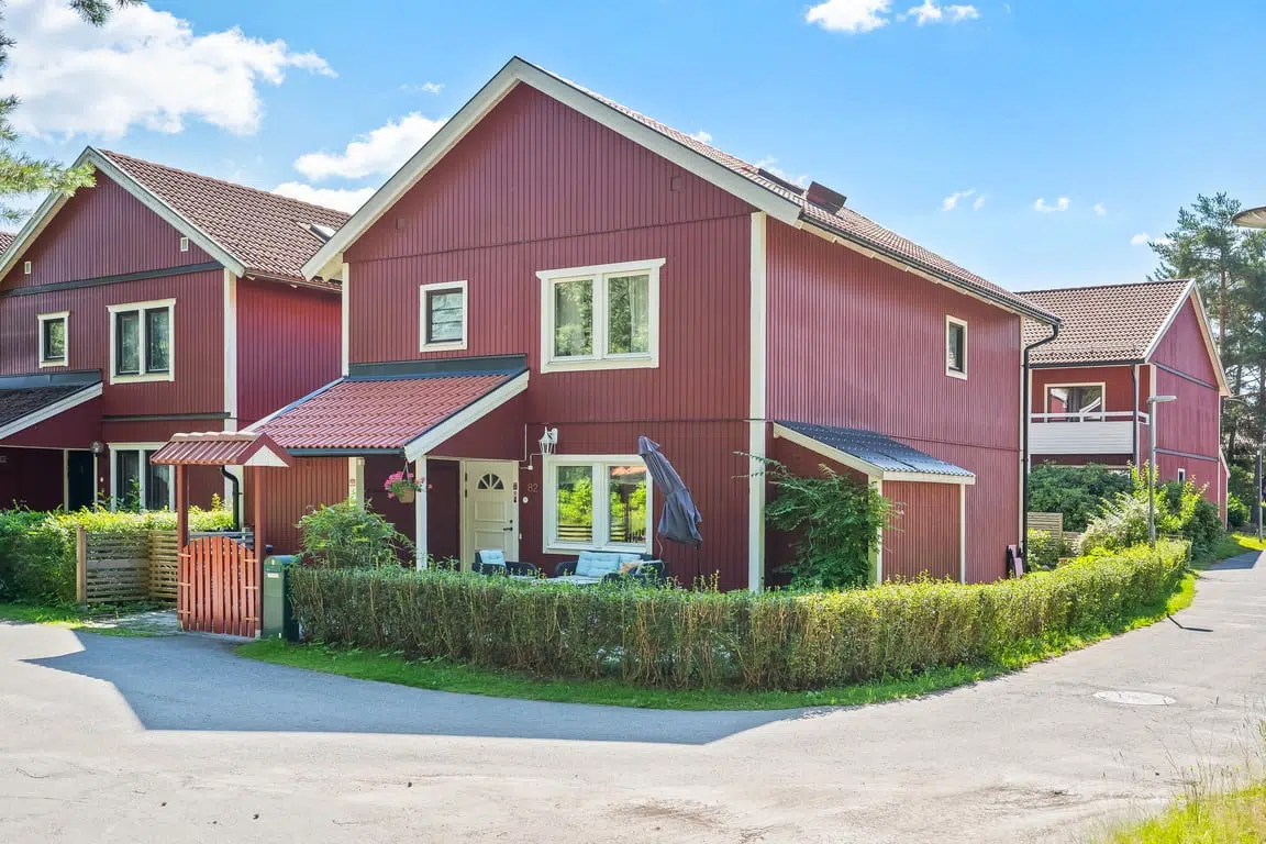Image 1 of 30 of Mjölnartäppan 82