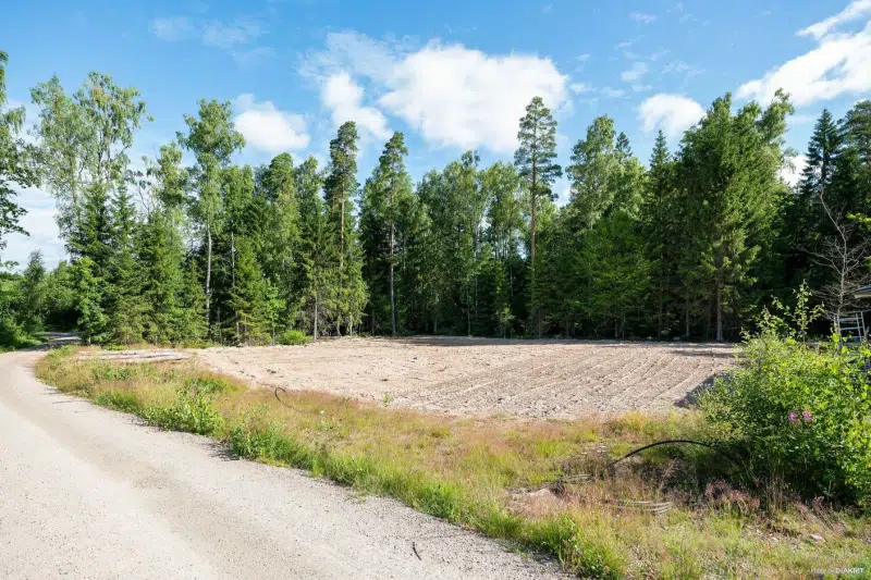 Tomt / mark i Ljungby