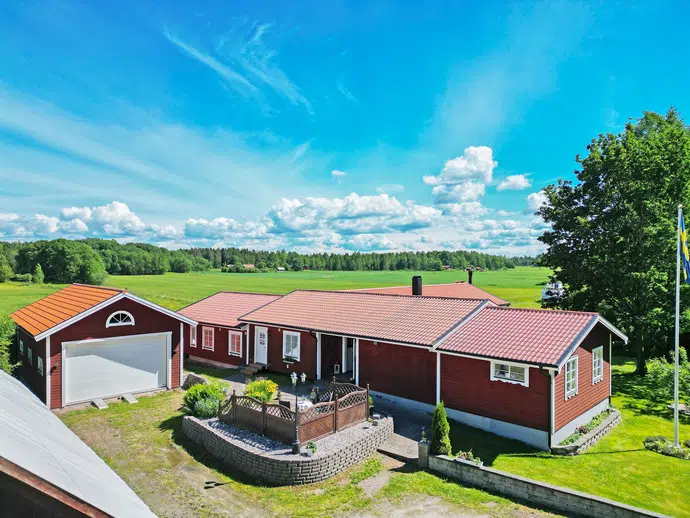 Bild 1 av 21 på Vattenberg 9