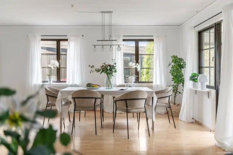 House, 5 rooms, 141 m²
