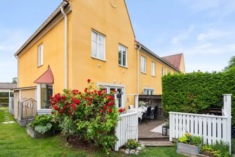 Semi-detached/terraced, 4 rooms, 100 m² in Tyresö