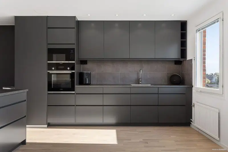 Apartment, 5 rooms, 121 m²
