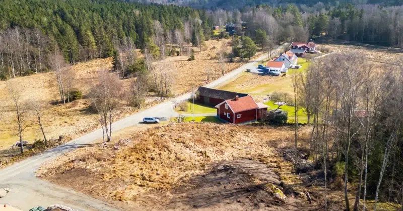 Land / plot in Tomt