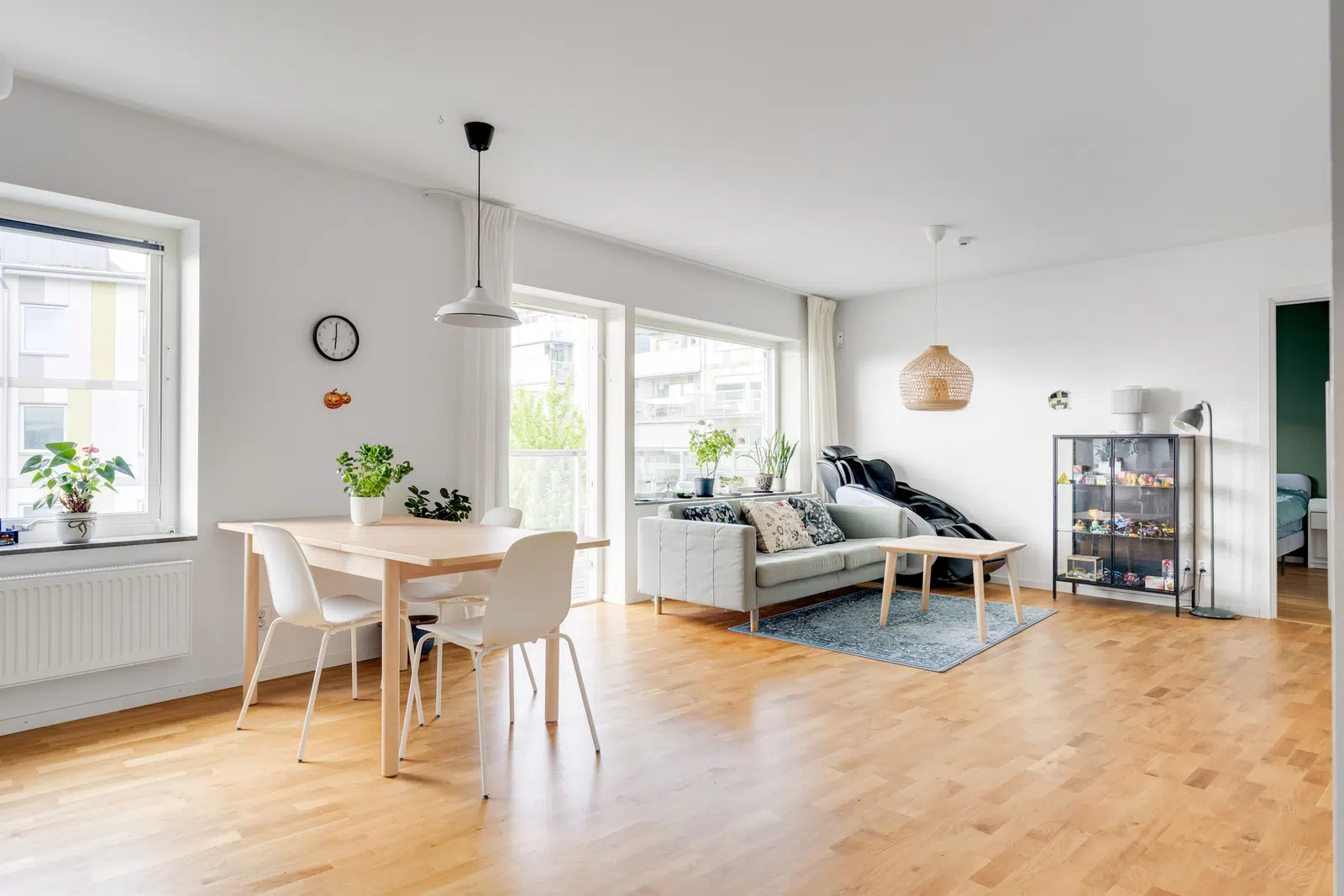 Bild 1 av 1 på Mittlinjen 7A