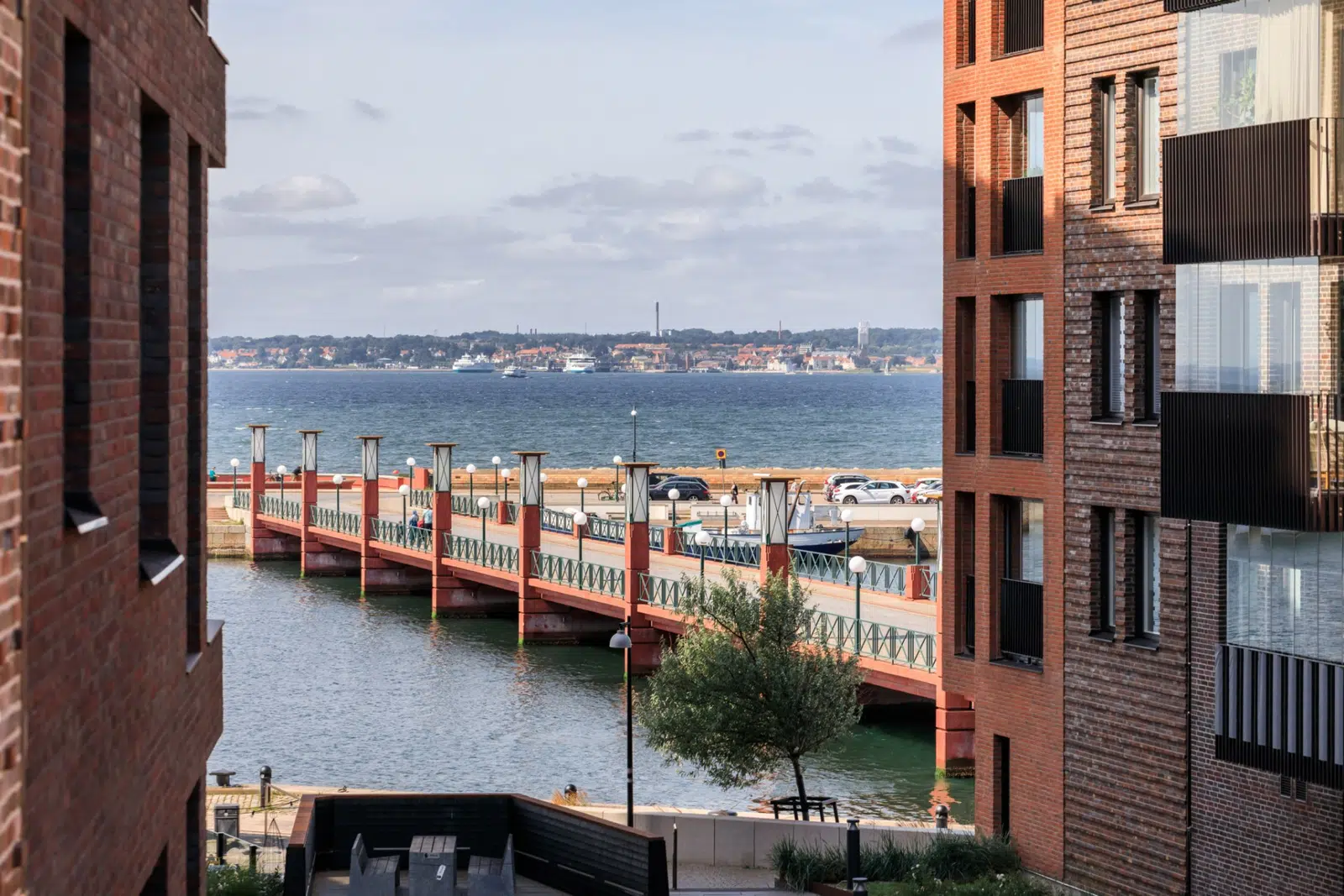 Bild 1 av 19 på Helsingörskajen 14