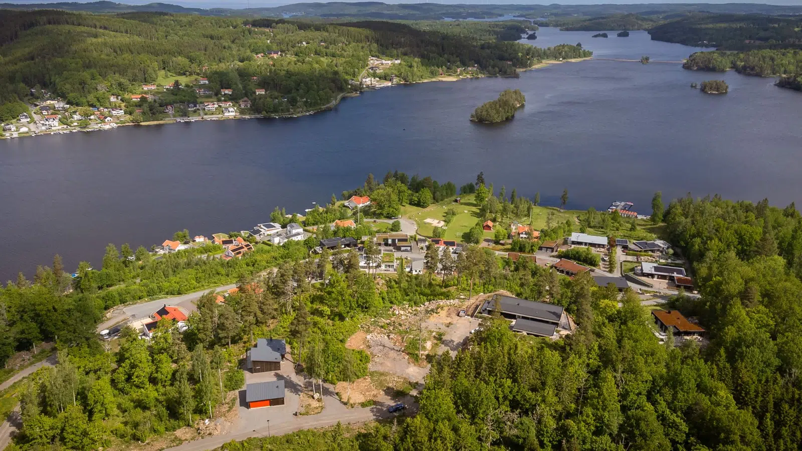 Bild 1 av 6 på Lövviken Lövudden 27