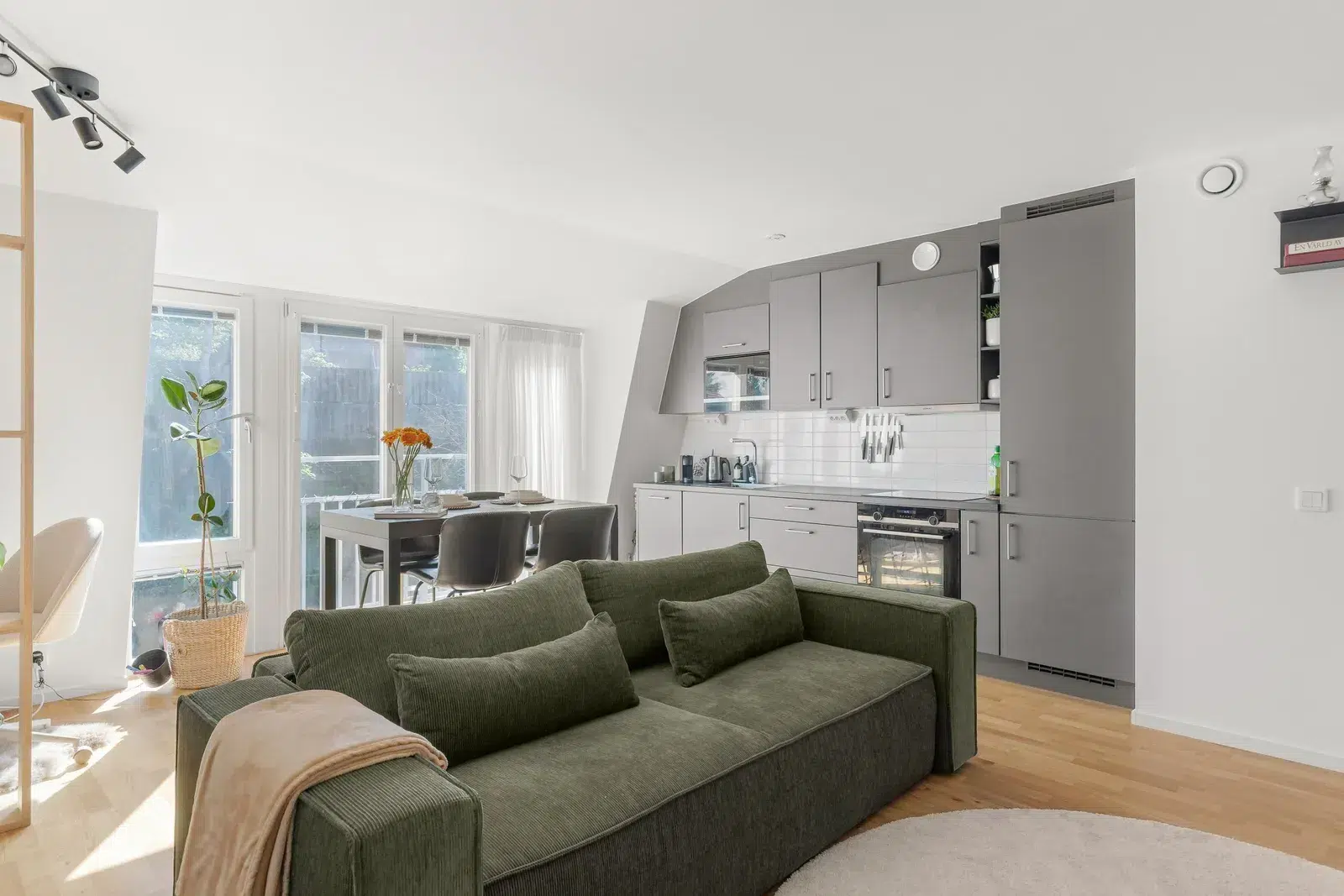 Lägenhet, Storskiftesvägen 23, HUDDINGE. Bild 1 av 1