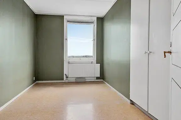 Image 1 of 1 of Repslagarvägen 1