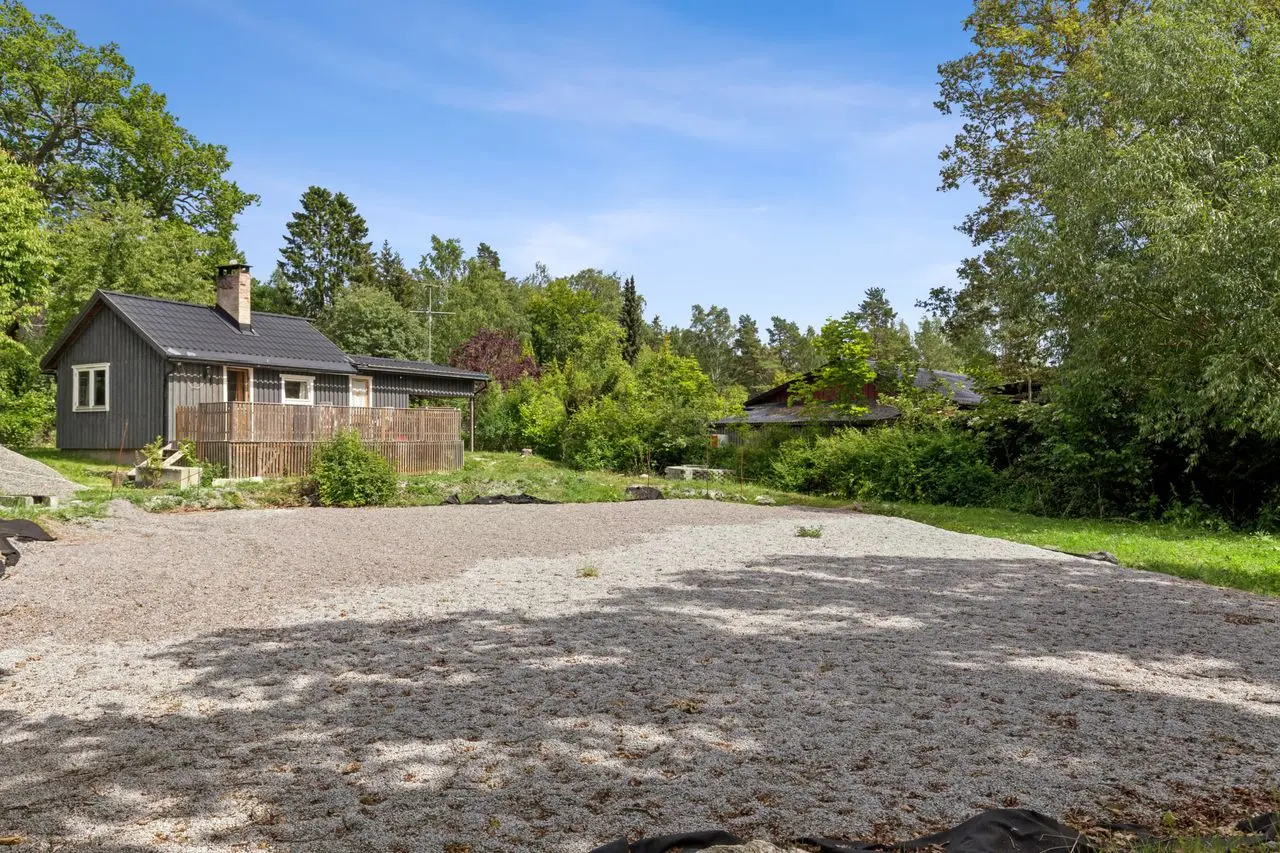 Bild 1 av 21 på Solbergavägen 18